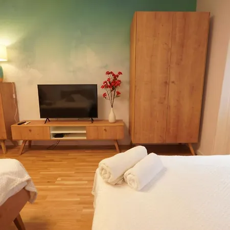 Bed & Breakfast Mcew Studnia
