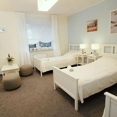 Mcew Studnia 프우크